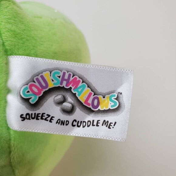 Danny the Dino 6 inch dino squishmallows - Picture 3 of 5